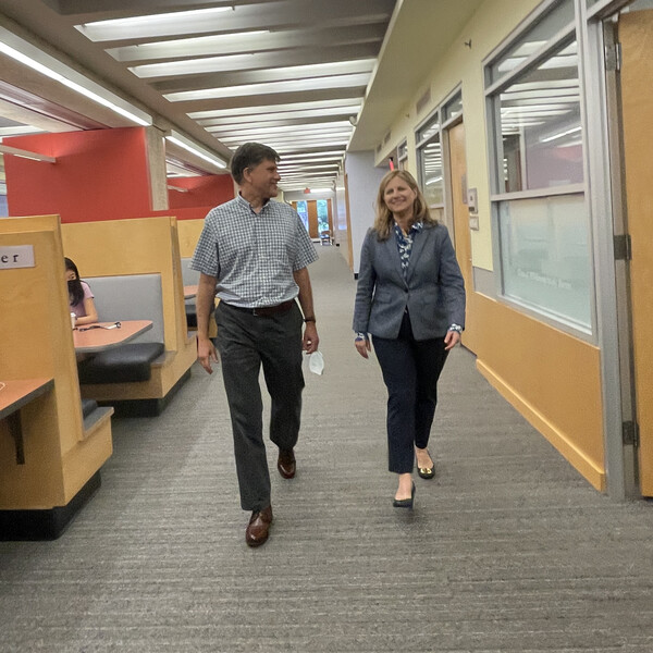 Penn President 2022 Visit to Center for Teaching and Learning and Online Learning Initiative