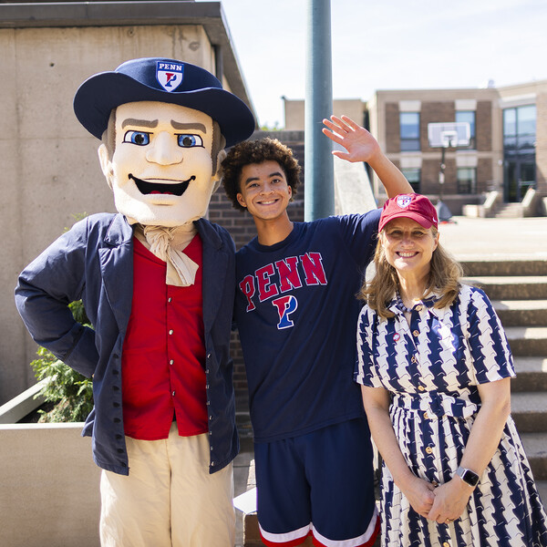 Penn President 2023 Move-In Day Visits